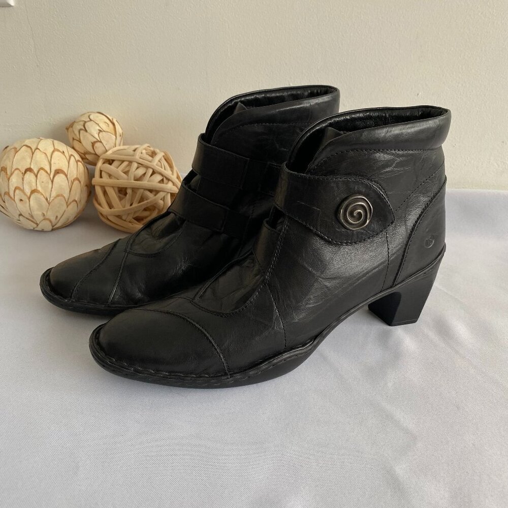 Josef Seibel Calla 02 Black Leather Ankle Boots SZ 9.5